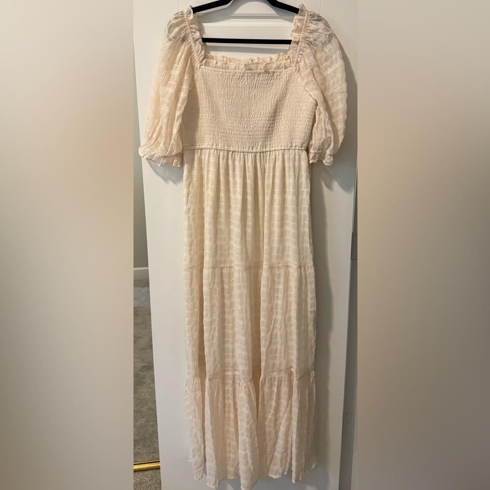 White versona dress